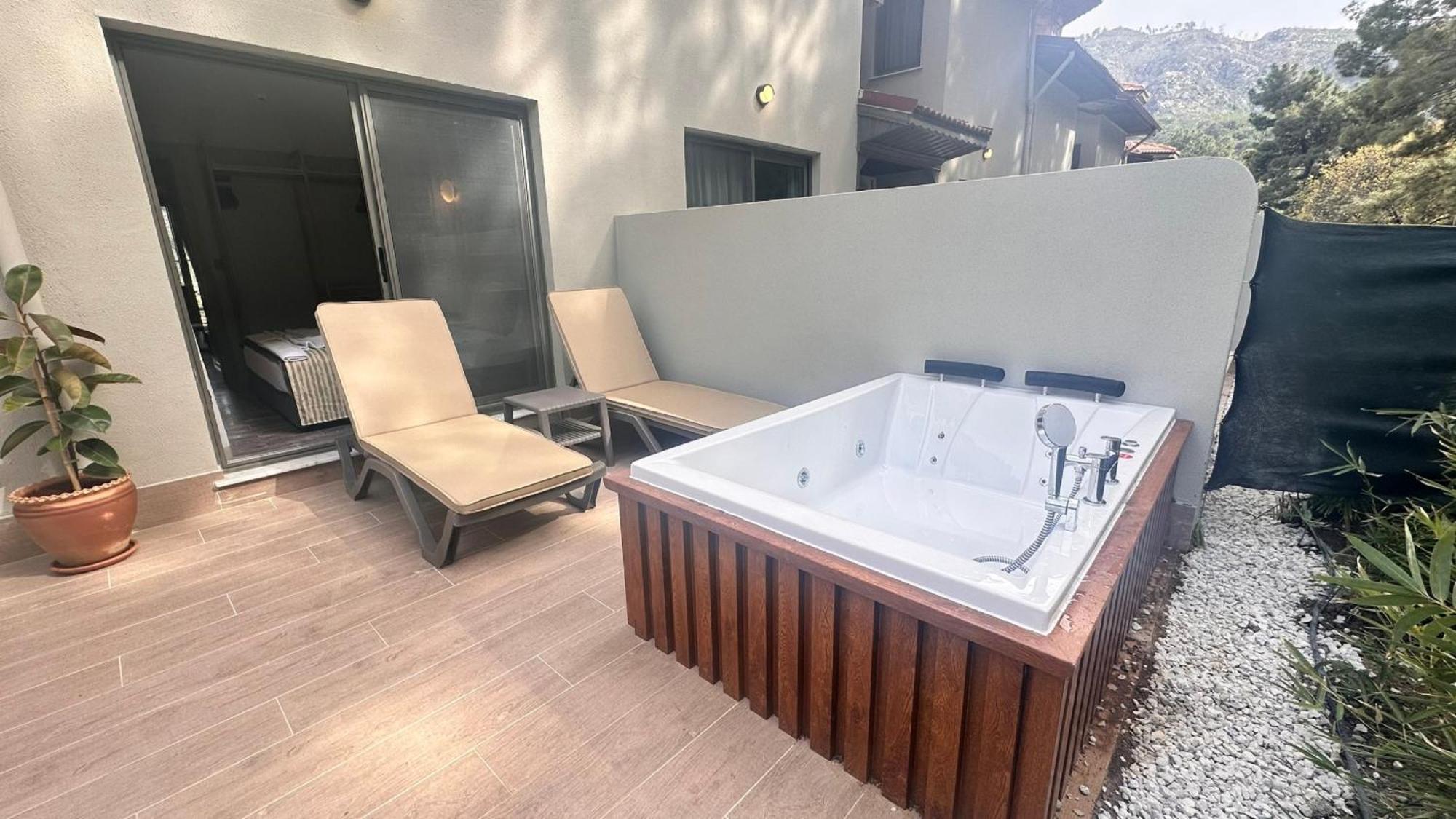 Club Aquarium Hotel apartamentowy 3*